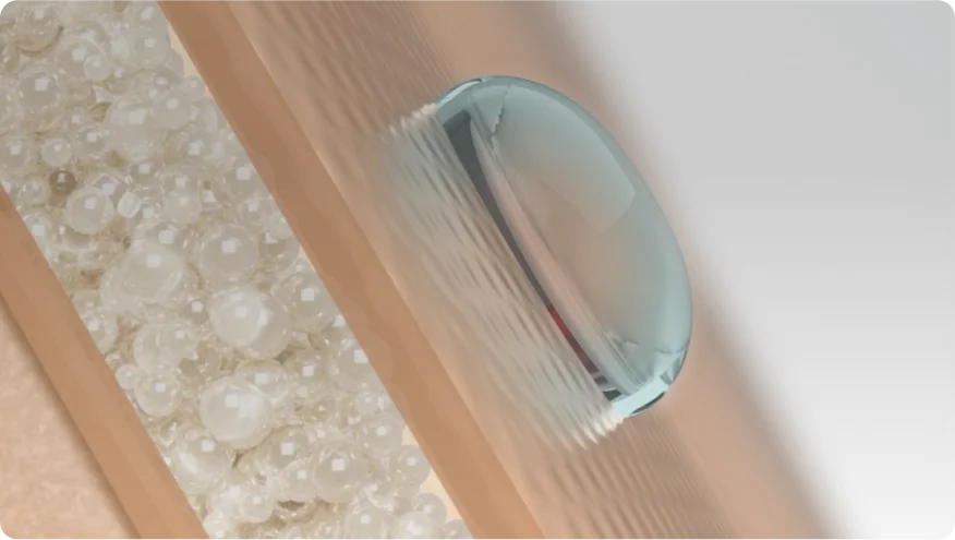 ein weißer Plastikbehälter mit einer weißen Substanz darin